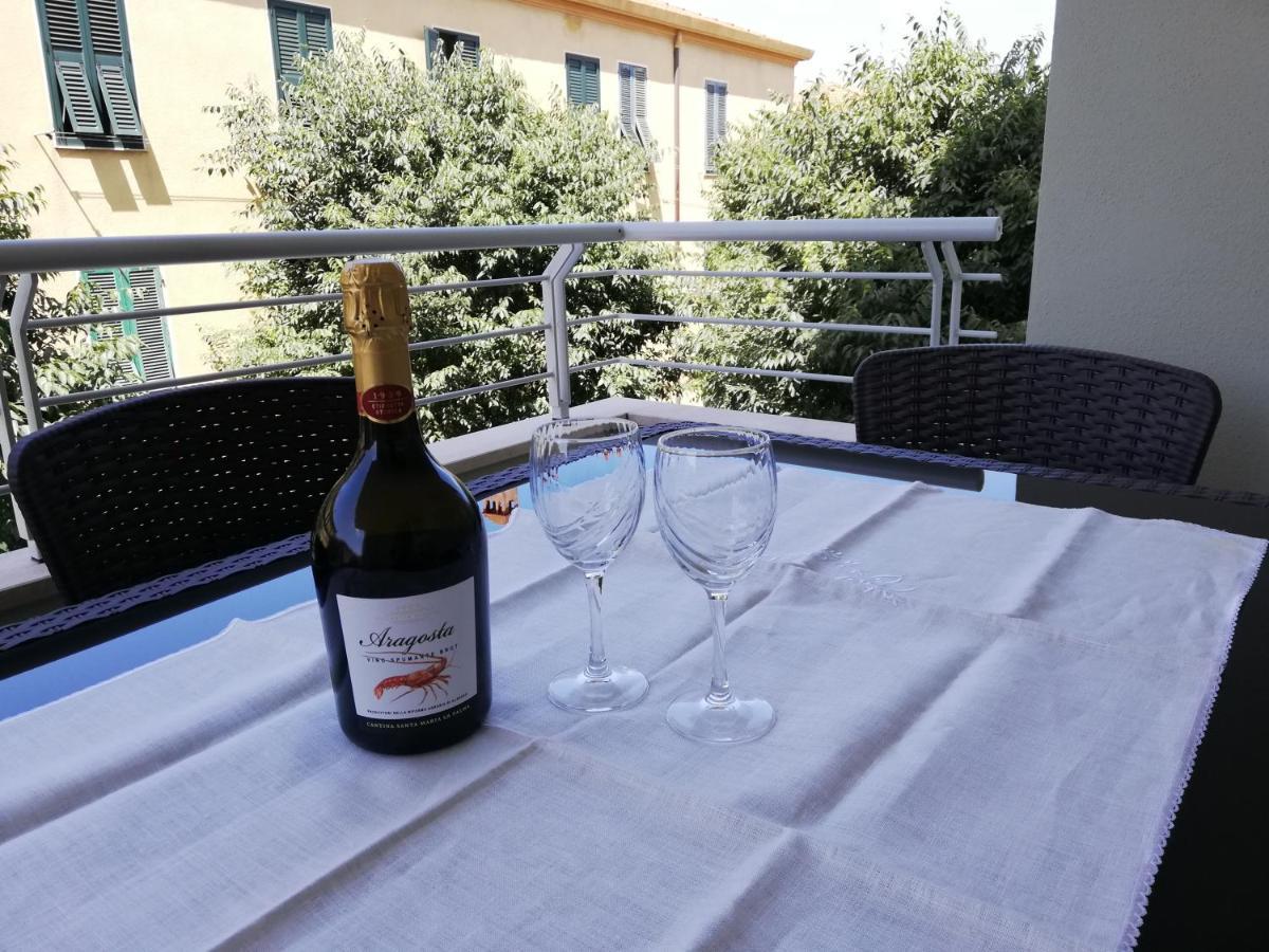 Nuovissimo Appartamento Con Terrazza 알게로 외부 사진